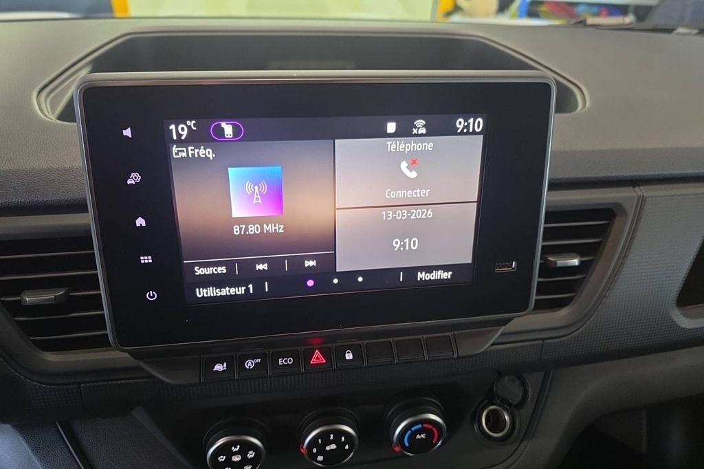 Renault TRAFIC FOURGON BLUE DCI 150 L2H1 3T AUTO ADVANCE