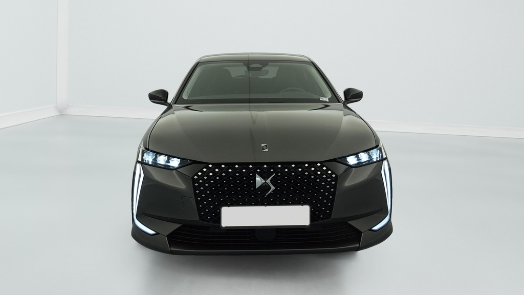 Ds DS4 Hybride 145 e-DCT6 Etoile – Alcantara