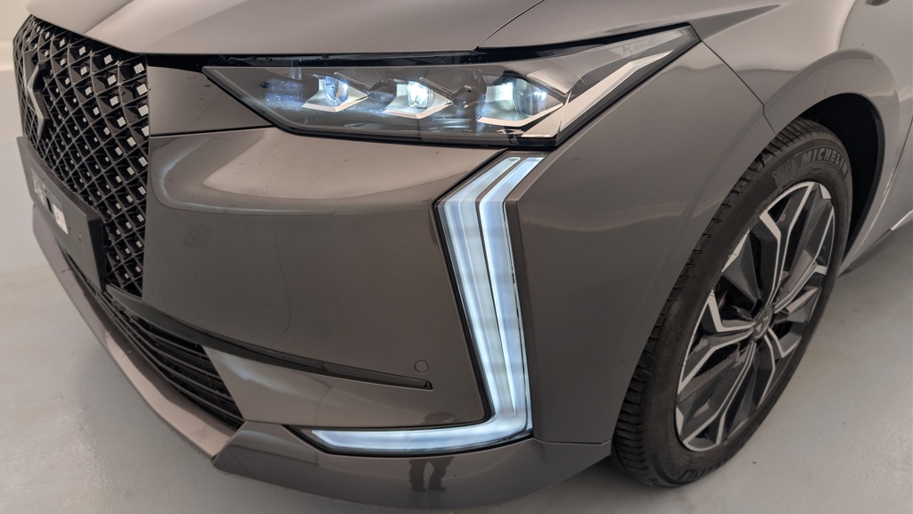 Ds DS4 Hybride 145 e-DCT6 Etoile – Alcantara