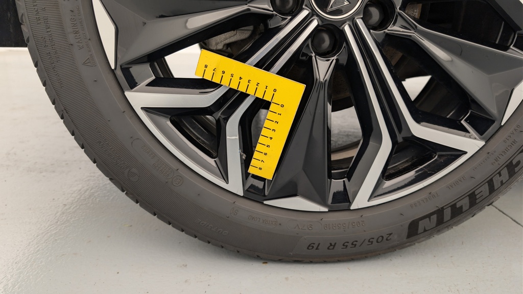 Ds DS4 Hybride 145 e-DCT6 Etoile – Alcantara