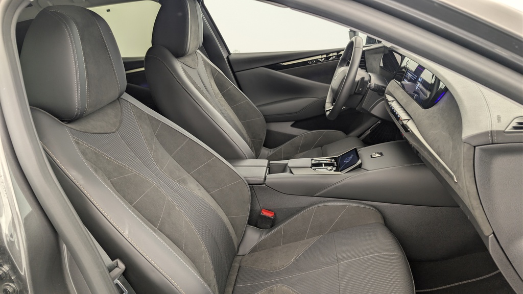 Ds DS4 Hybride 145 e-DCT6 Etoile – Alcantara