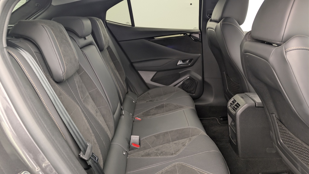 Ds DS4 Hybride 145 e-DCT6 Etoile – Alcantara