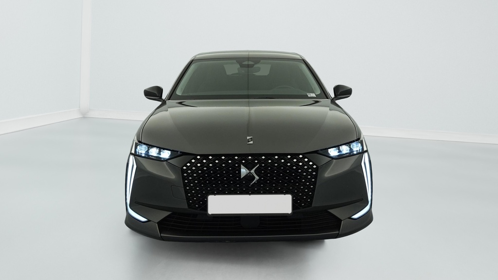 Ds DS4 Hybride 145 e-DCT6 Etoile – Alcantara