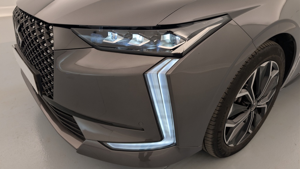 Ds DS4 Hybride 145 e-DCT6 Etoile – Alcantara