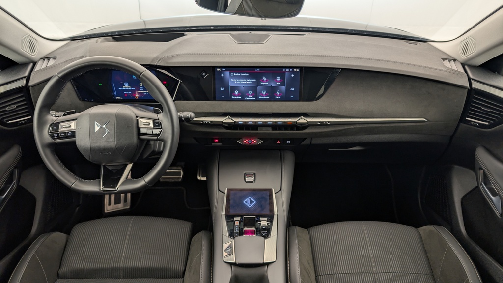 Ds DS4 Hybride 145 e-DCT6 Etoile – Alcantara