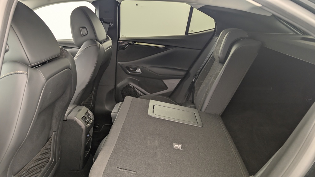 Ds DS4 Hybride 145 e-DCT6 Etoile – Alcantara