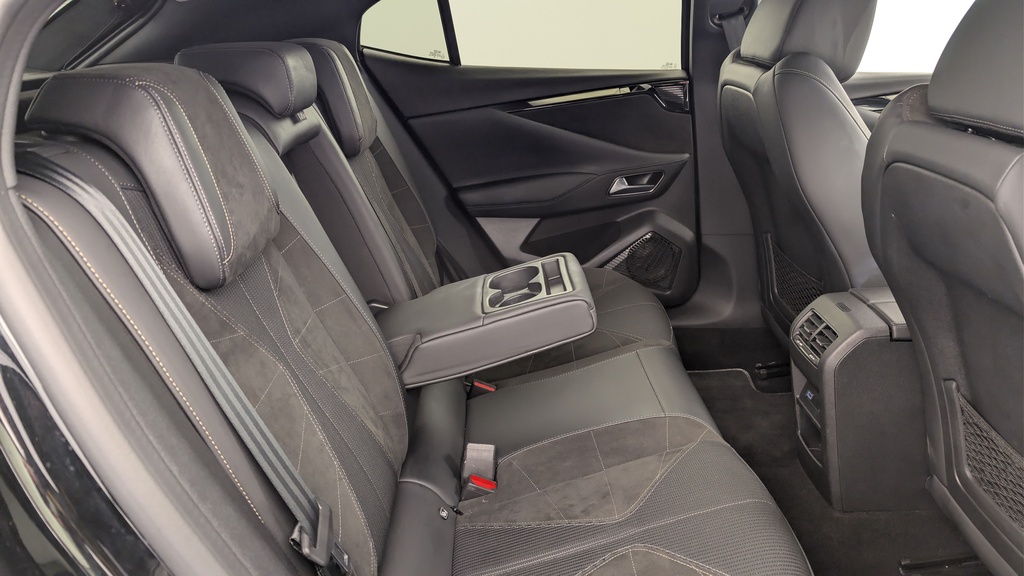 Ds DS4 Hybride 145 e-DCT6 Etoile – Alcantara