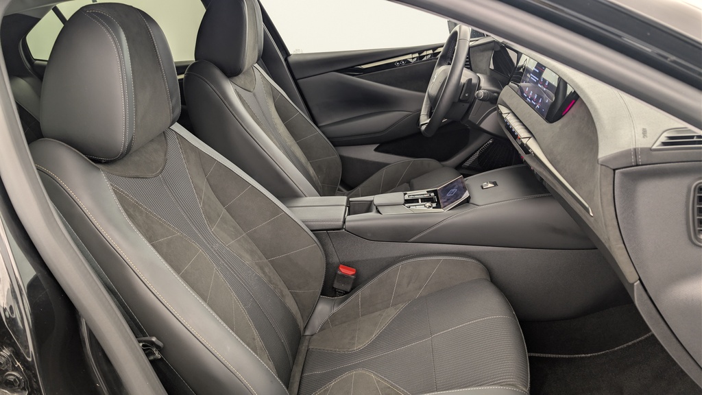 Ds DS4 Hybride 145 e-DCT6 Etoile – Alcantara