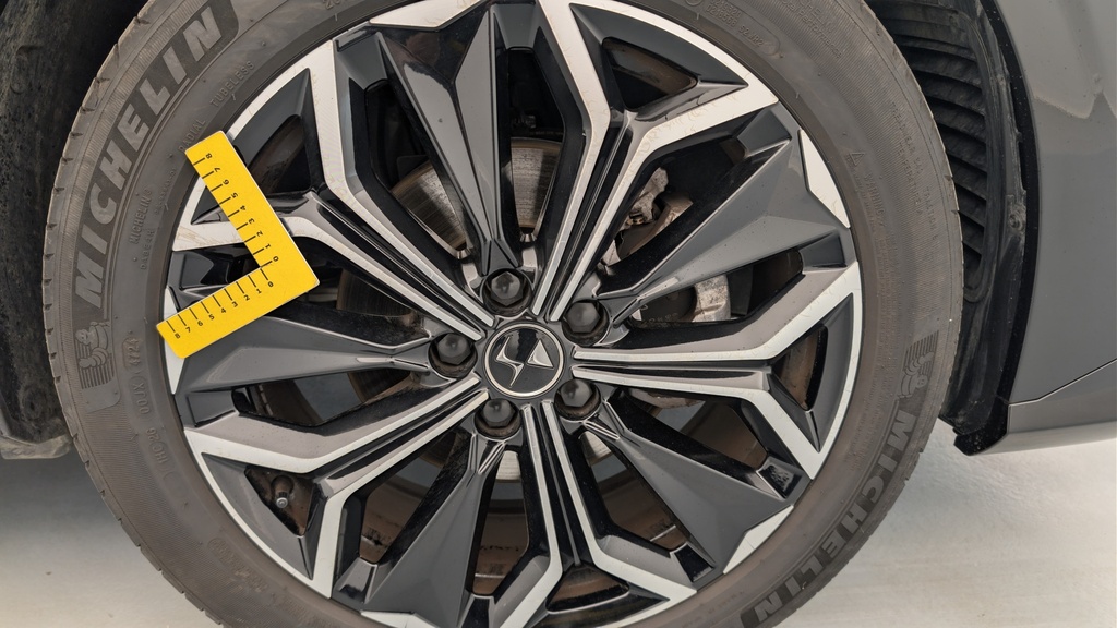 Ds DS4 Hybride 145 e-DCT6 Etoile – Alcantara
