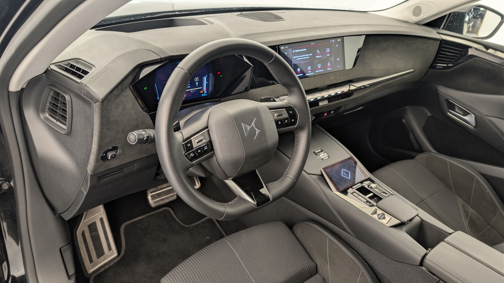 Ds DS4 Hybride 145 e-DCT6 Etoile – Alcantara