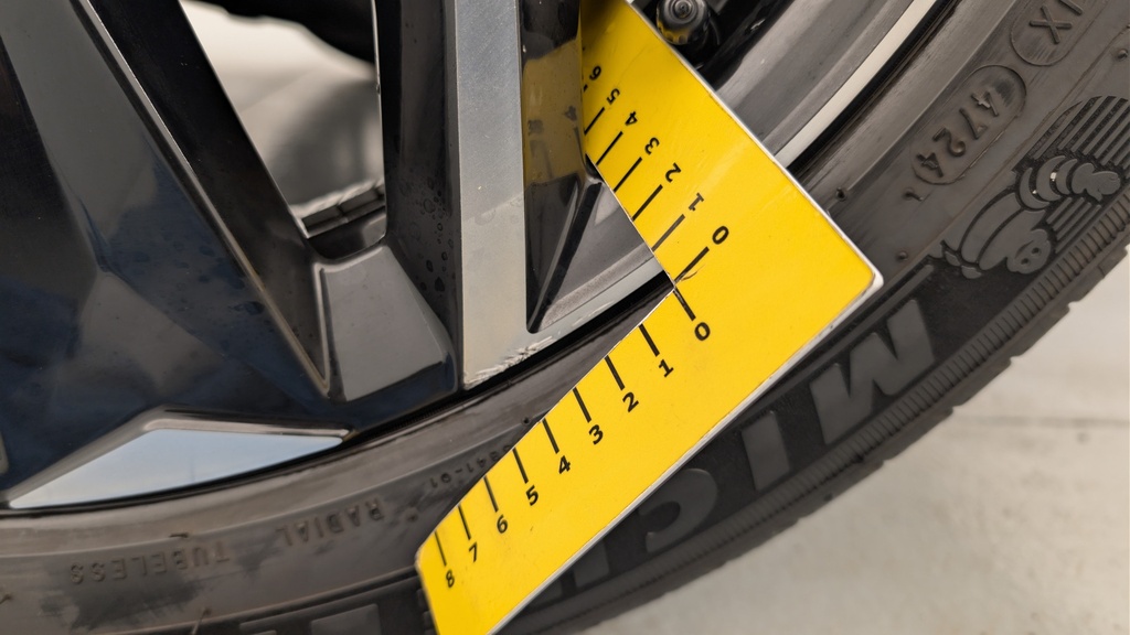 Ds DS4 Hybride 145 e-DCT6 Etoile – Alcantara
