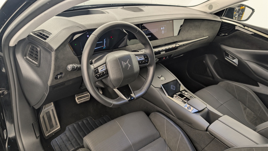 Ds DS4 Hybride 145 e-DCT6 Etoile – Alcantara