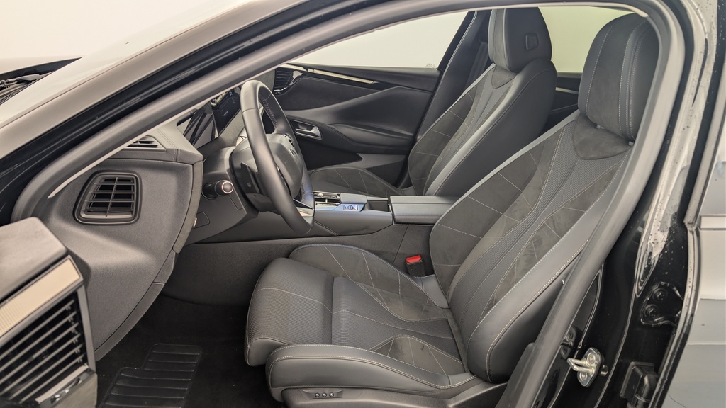 Ds DS4 Hybride 145 e-DCT6 Etoile – Alcantara