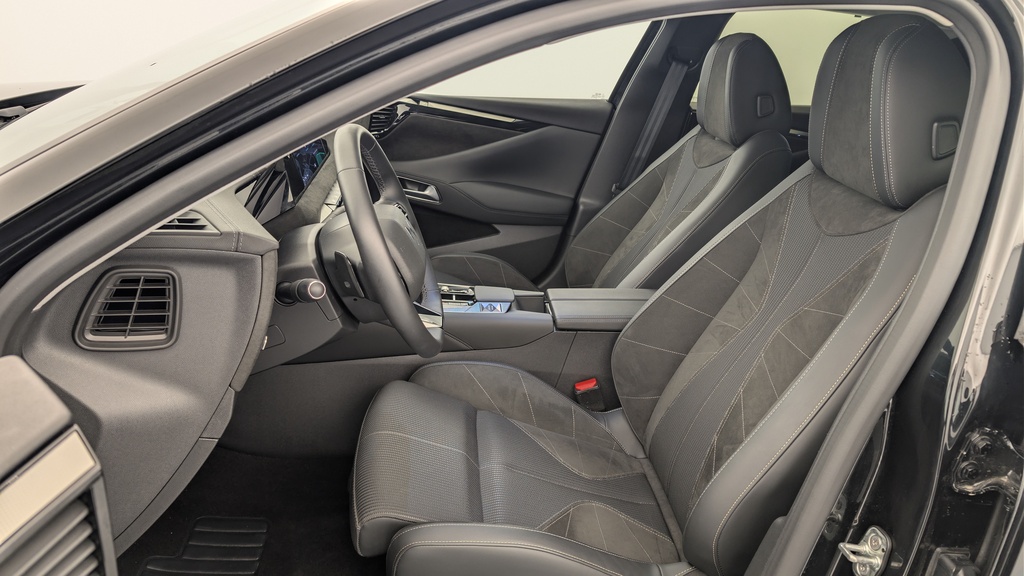 Ds DS4 Hybride 145 e-DCT6 Etoile – Alcantara