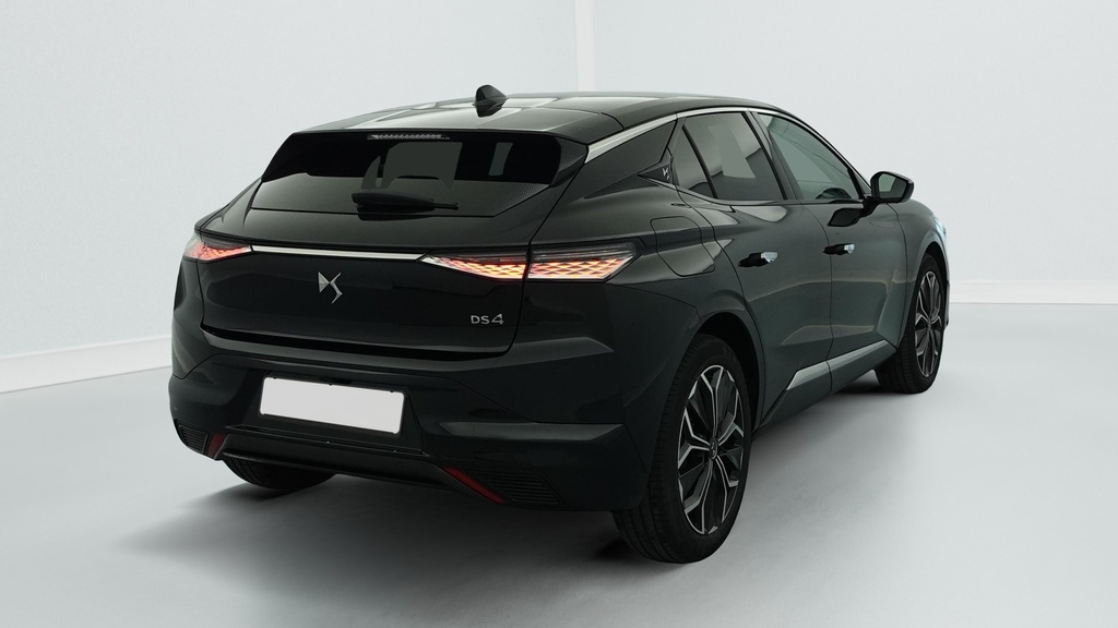 Ds DS4 Hybride 145 e-DCT6 Etoile – Alcantara