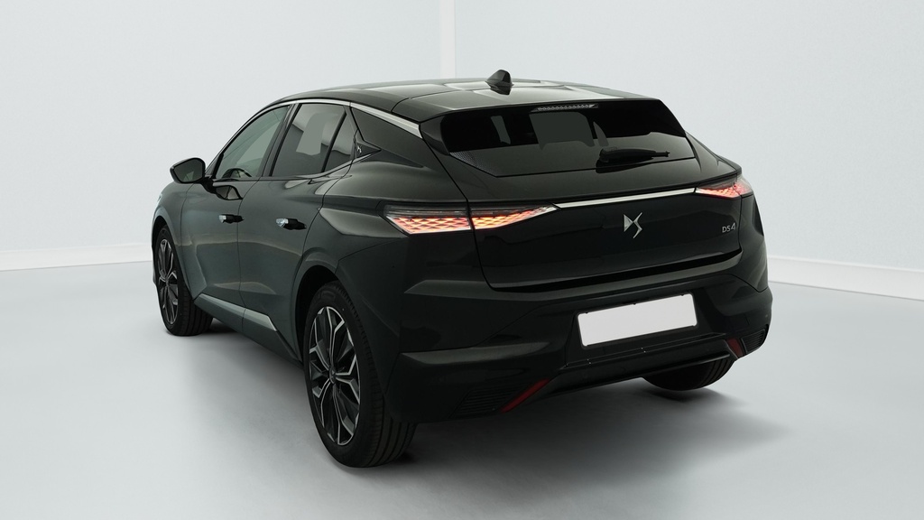 Ds DS4 Hybride 145 e-DCT6 Etoile – Alcantara