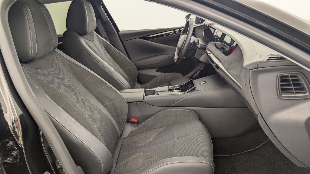 Ds DS4 Hybride 145 e-DCT6 Etoile – Alcantara