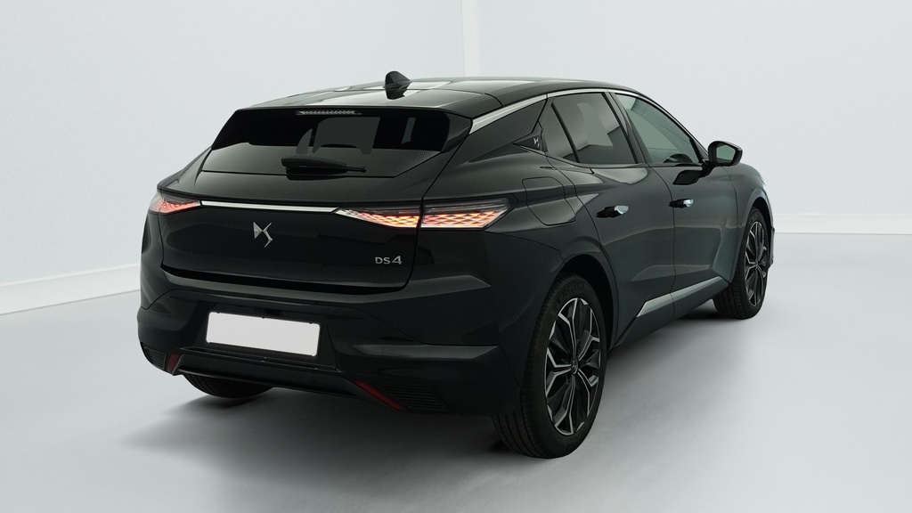 Ds DS4 Hybride 145 e-DCT6 Etoile – Alcantara