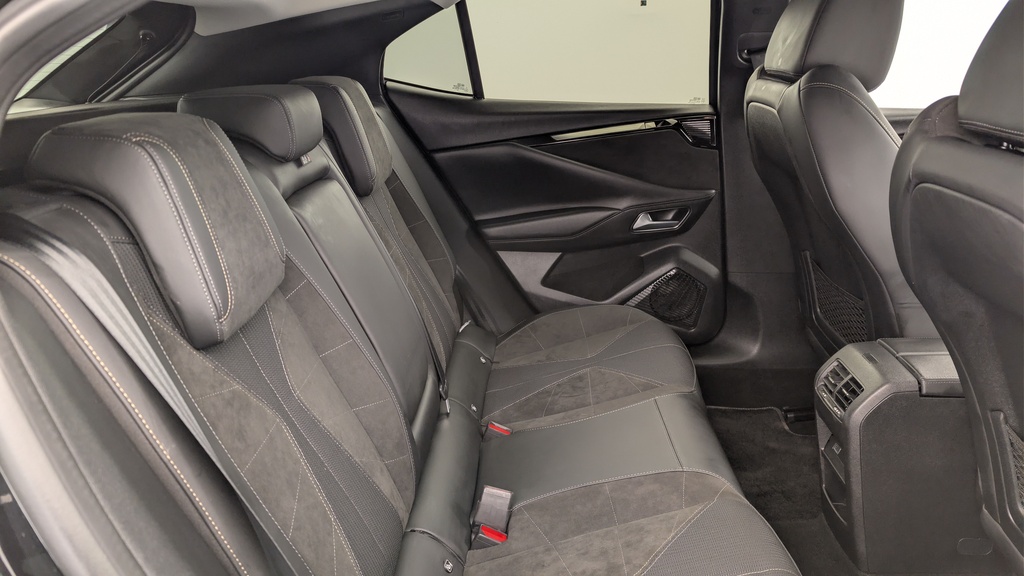 Ds DS4 Hybride 145 e-DCT6 Etoile – Alcantara