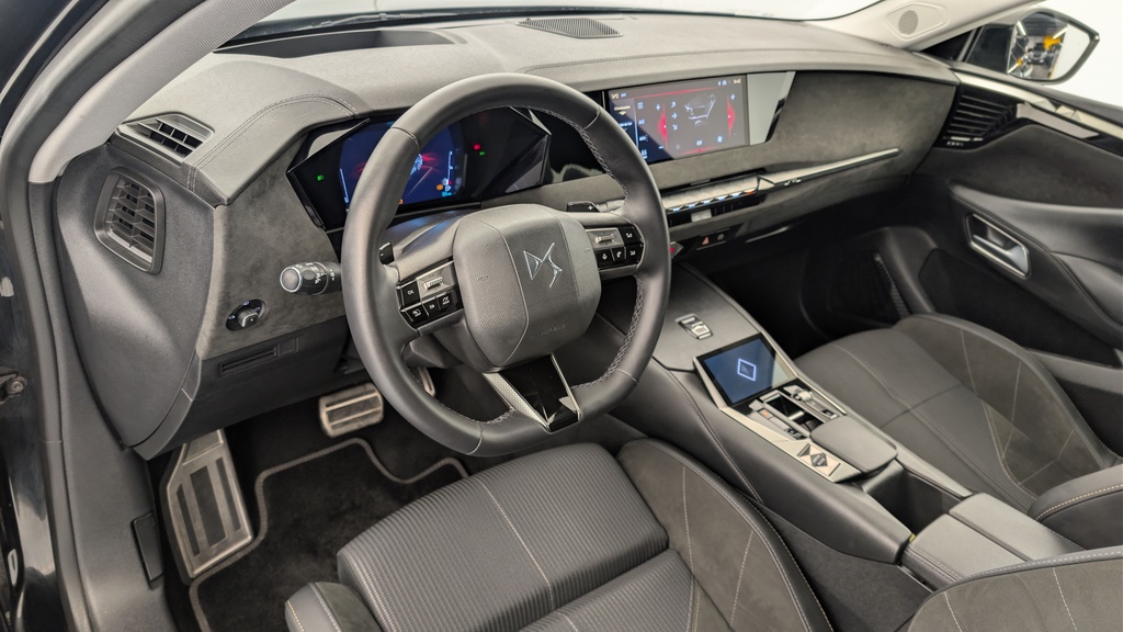 Ds DS4 Hybride 145 e-DCT6 Etoile – Alcantara