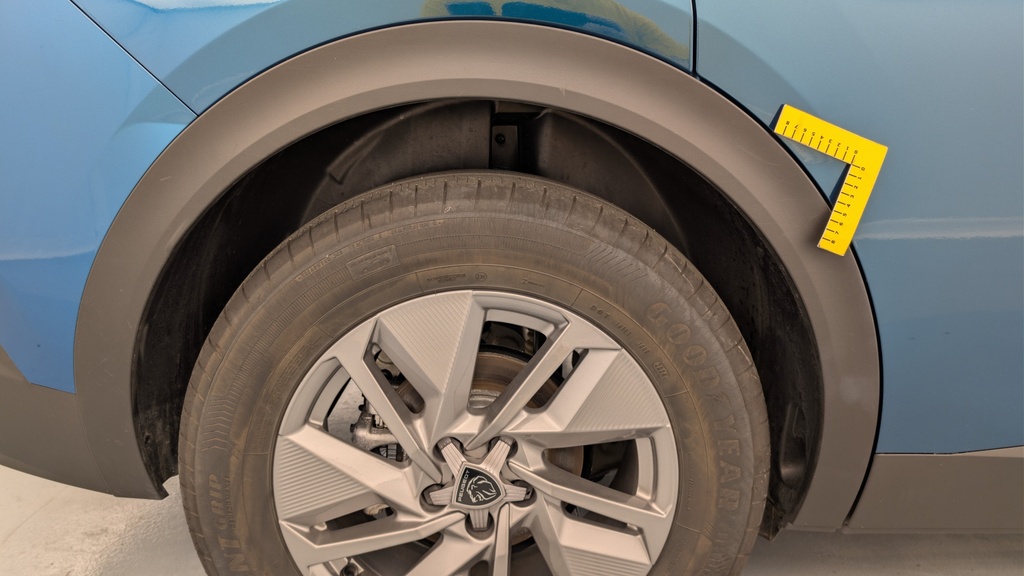 Peugeot 408 Hybrid 145 e-DCS6 Allure