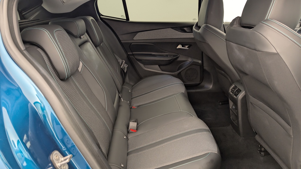 Peugeot 408 Hybrid 145 e-DCS6 Allure