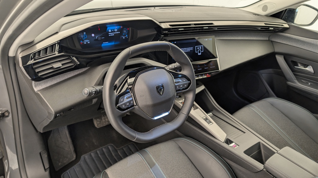 Peugeot 408 Hybrid 145 e-DCS6 Allure