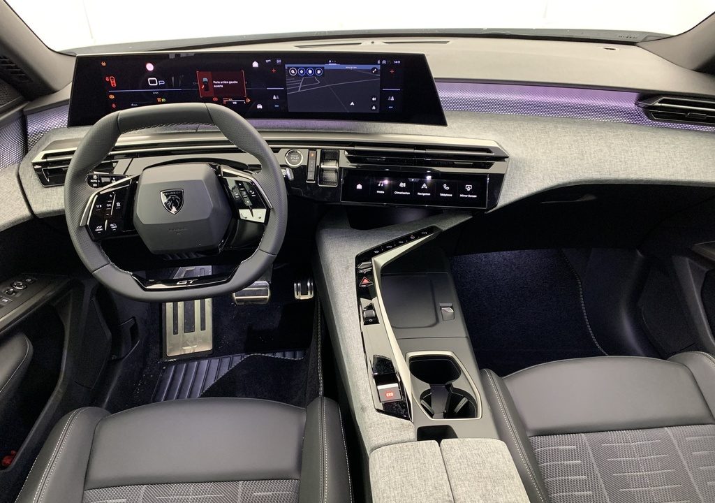 Peugeot 5008 Hybrid 145 e-DCS6 GT