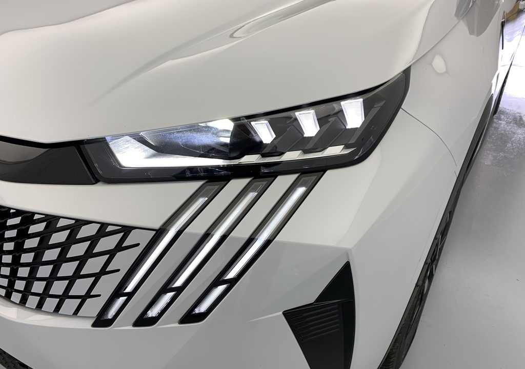 Peugeot 5008 Hybrid 145 e-DCS6 GT