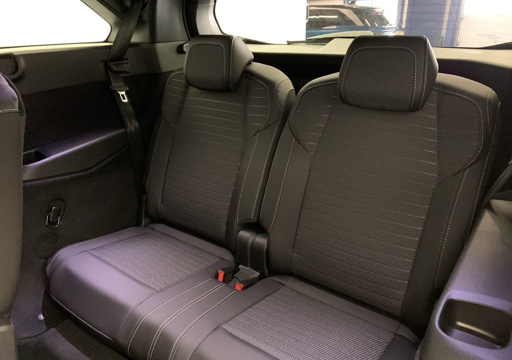 Peugeot 5008 Hybrid 145 e-DCS6 GT
