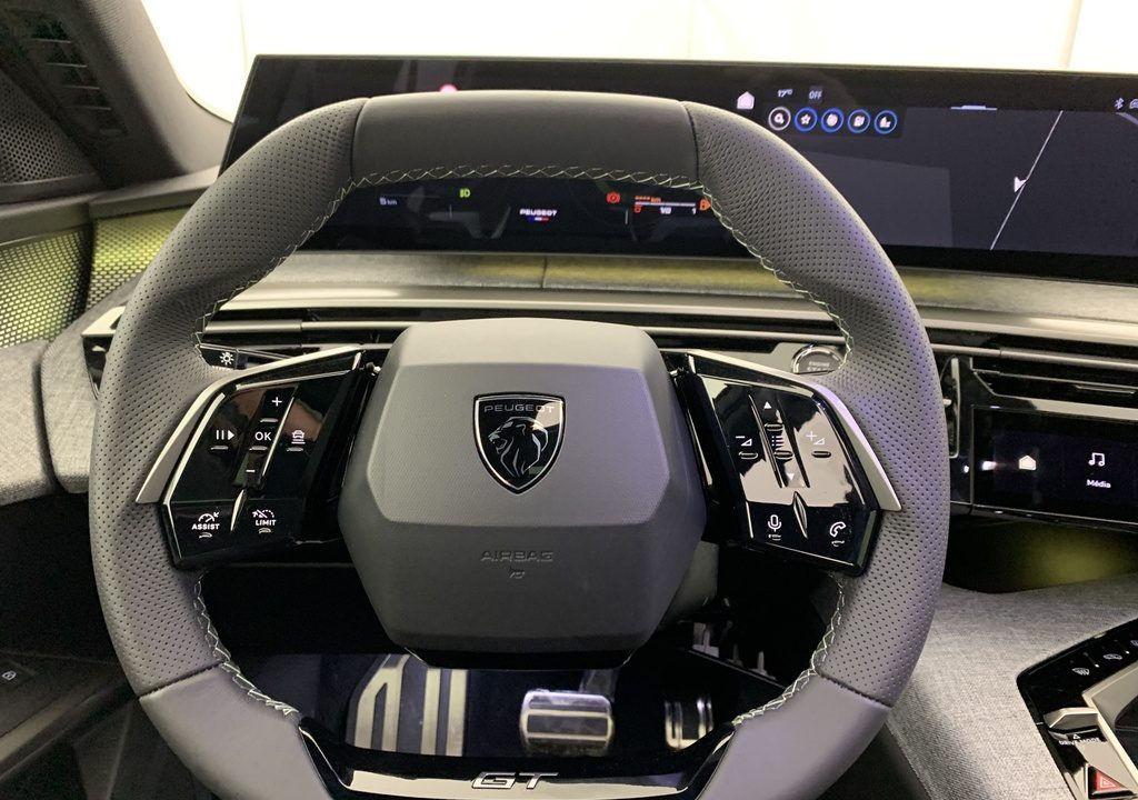 Peugeot 5008 Hybrid 145 e-DCS6 GT