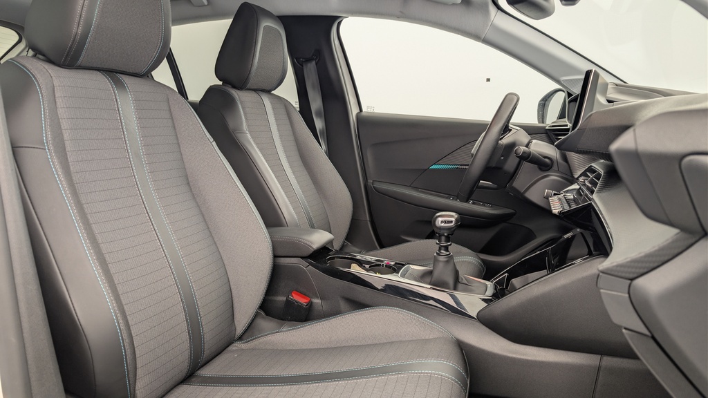 Peugeot 208 BLUEHDI 100 S&S BVM6 ALLURE BUSINESS