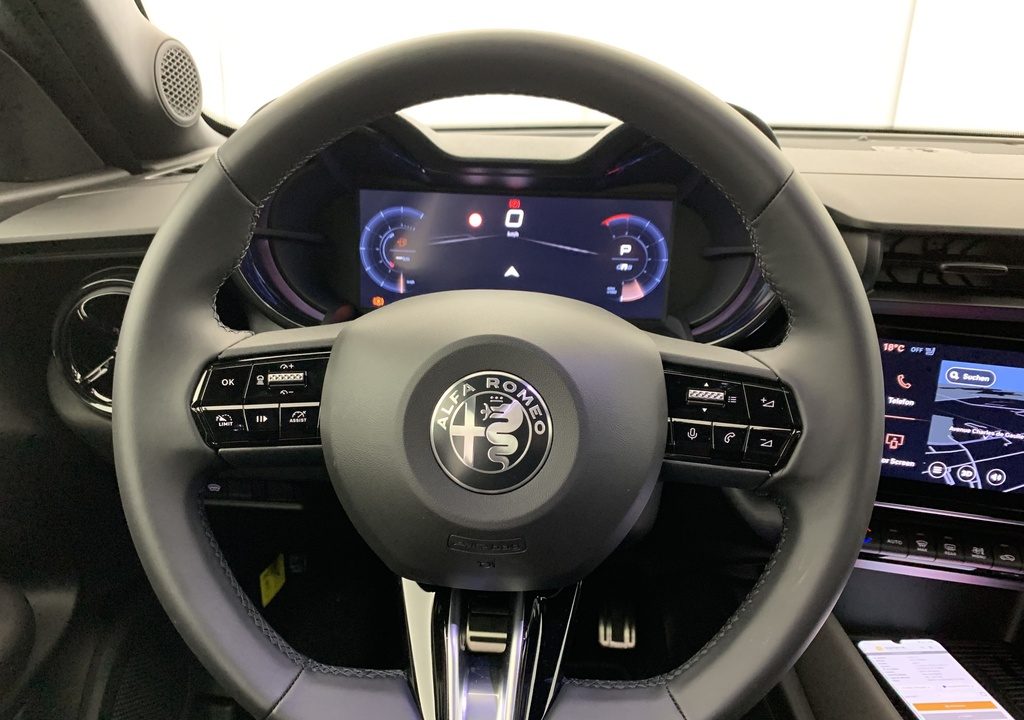 Alfa romeo Junior 1.2 Ibrida 145 ch e-DCT6 Ti