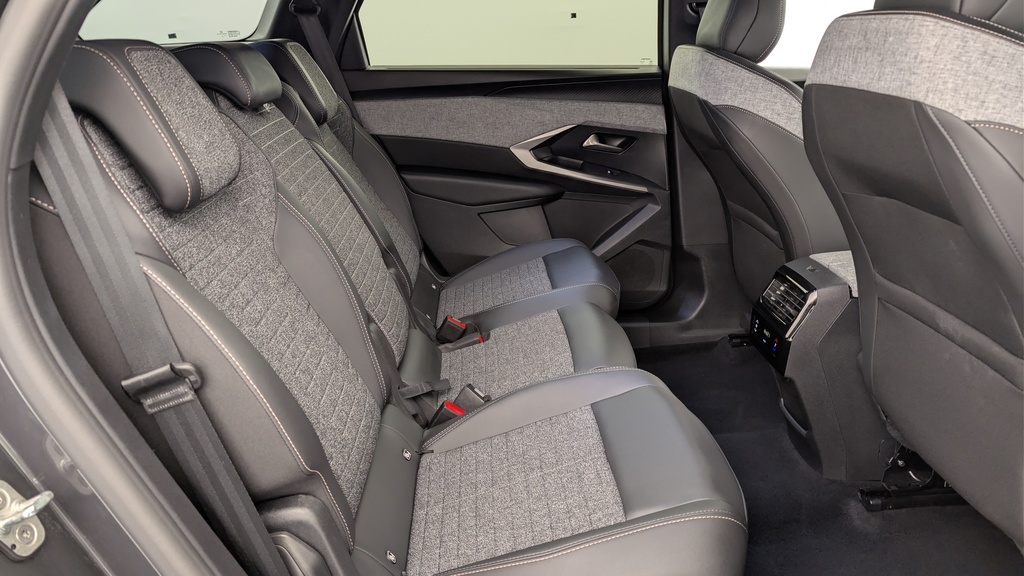 Peugeot 5008 Hybrid 136 e-DCS6 Allure