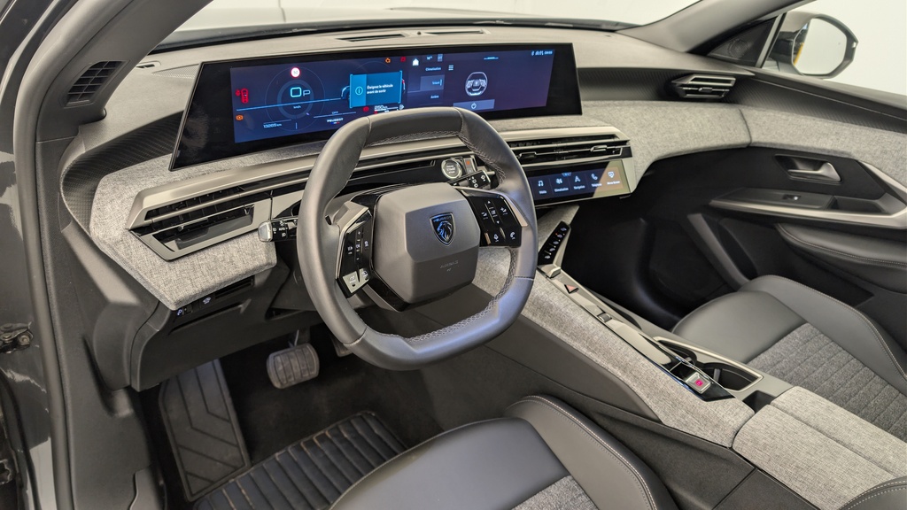 Peugeot 5008 Hybrid 136 e-DCS6 Allure