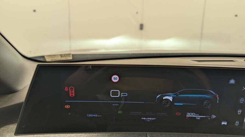Peugeot 5008 Hybrid 136 e-DCS6 Allure