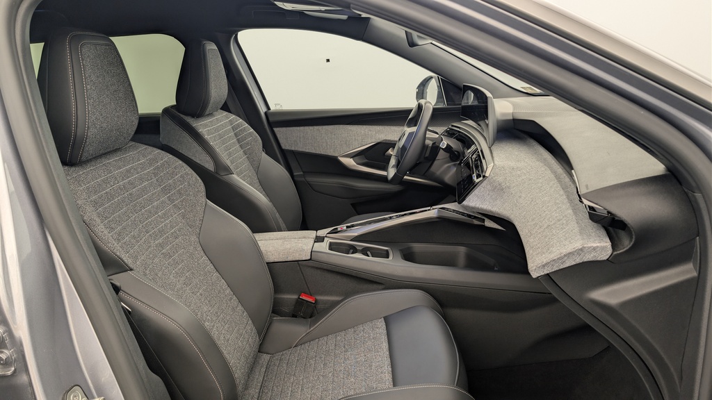 Peugeot 5008 Hybrid 136 e-DCS6 Allure
