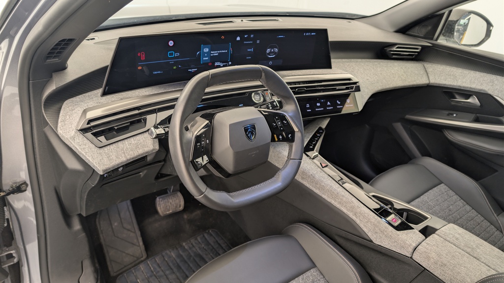 Peugeot 5008 Hybrid 136 e-DCS6 Allure