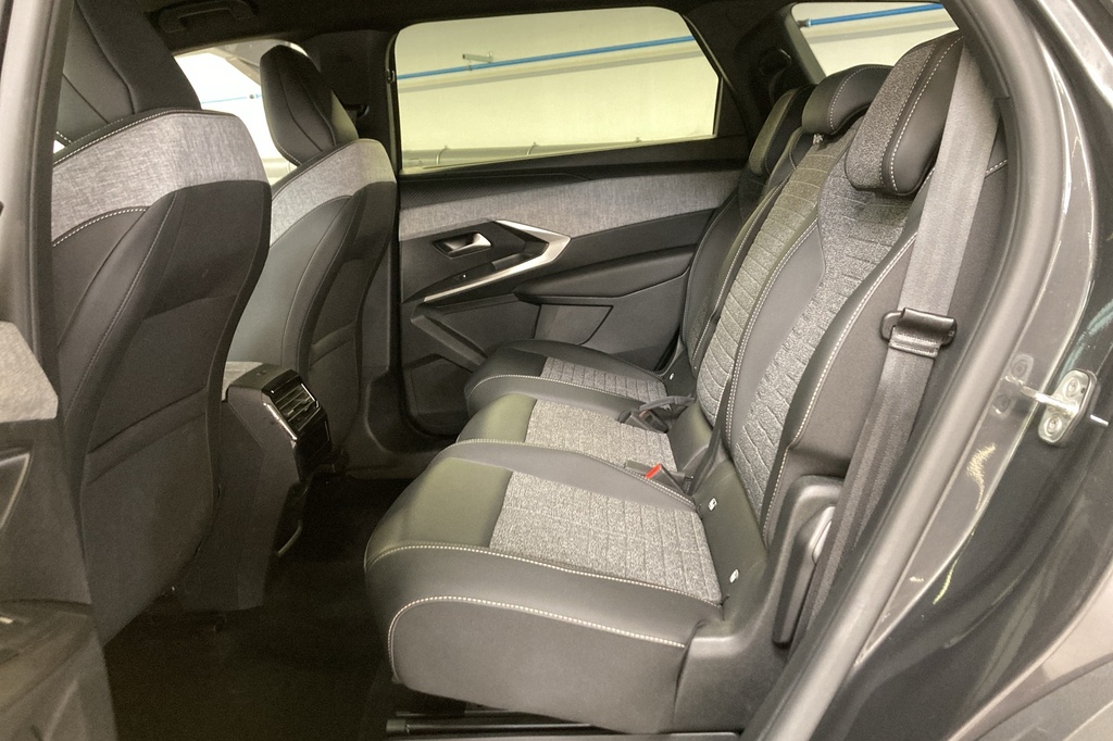 Peugeot 5008 Hybrid 136 e-DCS6 Allure