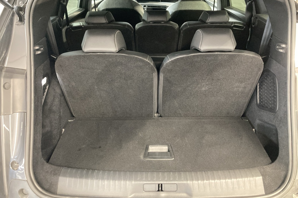 Peugeot 5008 Hybrid 136 e-DCS6 Allure