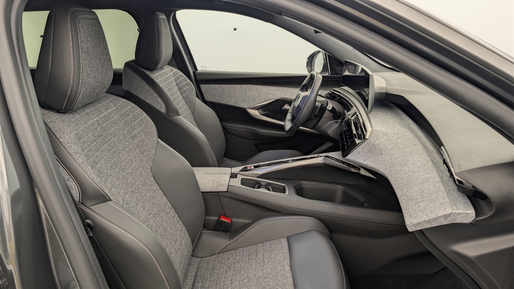 Peugeot 5008 HYBRID 145 CH E-DCS6 ALLURE