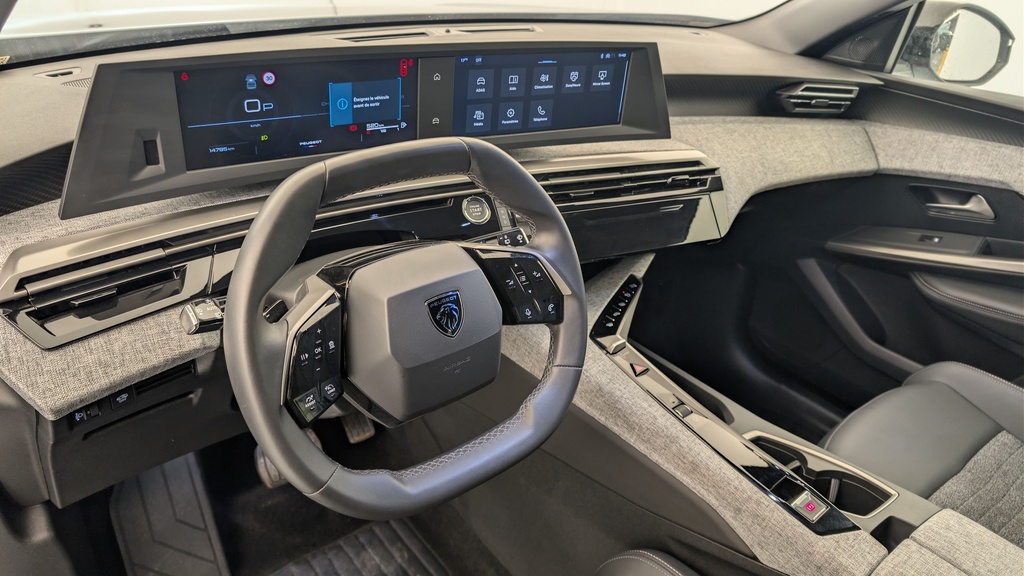 Peugeot 5008 HYBRID 145 CH E-DCS6 ALLURE