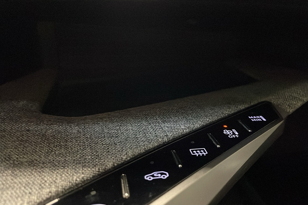 Peugeot 5008 HYBRID 145 CH E-DCS6 ALLURE