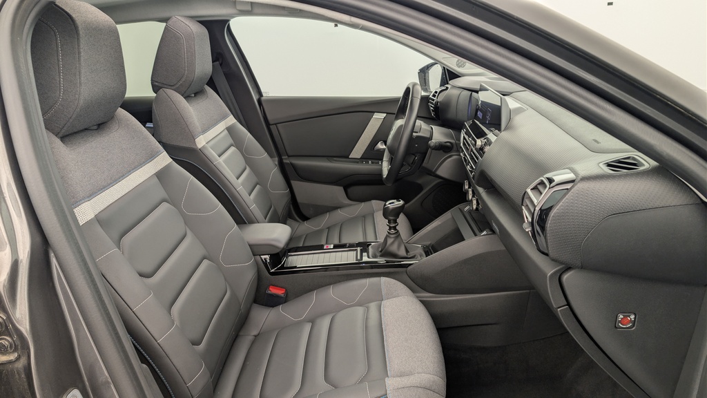 Citroen C4 PureTech 130 S&S BVM6 Shine