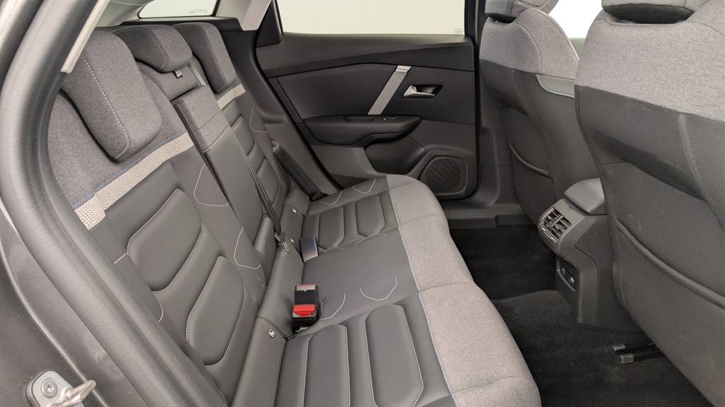 Citroen C4 PureTech 130 S&S BVM6 Shine