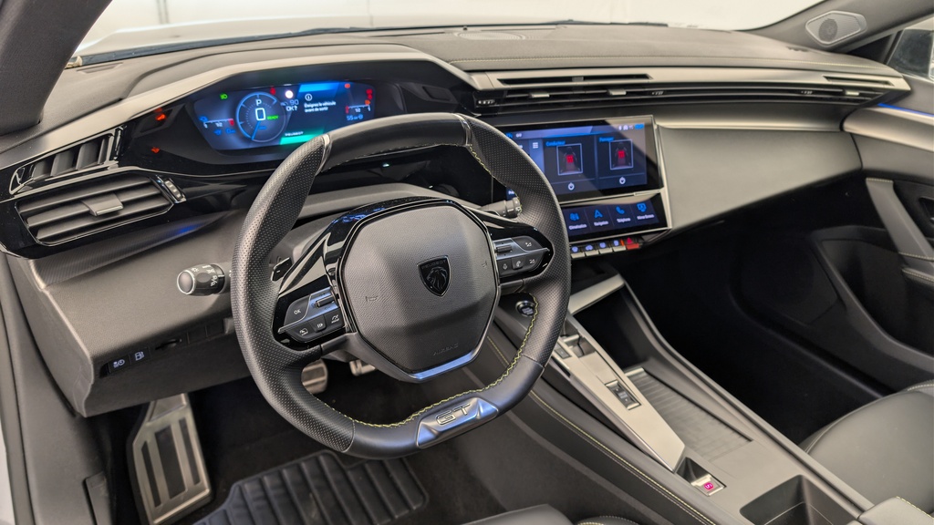 Peugeot 308 SW PHEV 225 e-EAT8 GT
