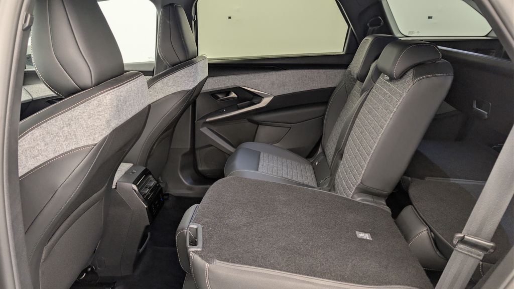 Peugeot 5008 HYBRID 145 CH E-DCS6 ALLURE