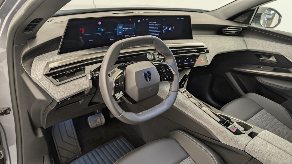 Peugeot 5008 HYBRID 145 CH E-DCS6 ALLURE