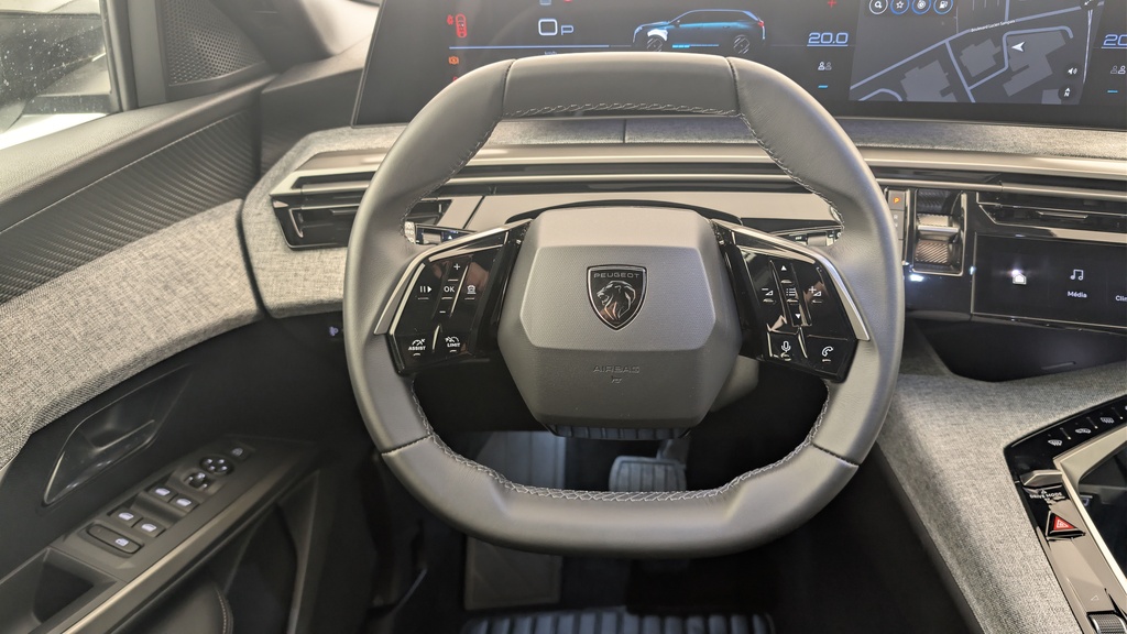 Peugeot 5008 HYBRID 145 CH E-DCS6 ALLURE
