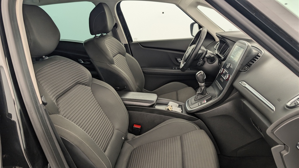 Renault Scenic IV Business BLUE DCI 120 EDC – 21 BUSINESS